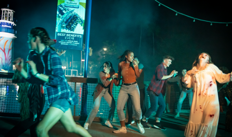 Howl O Scream