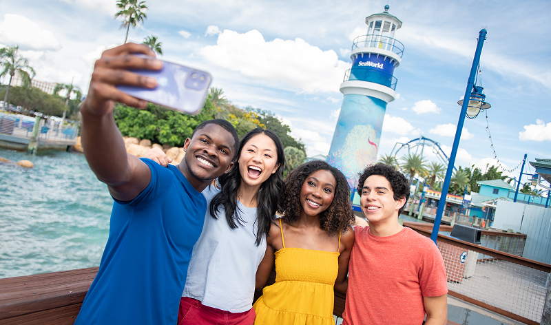 aquatica ice breaker.