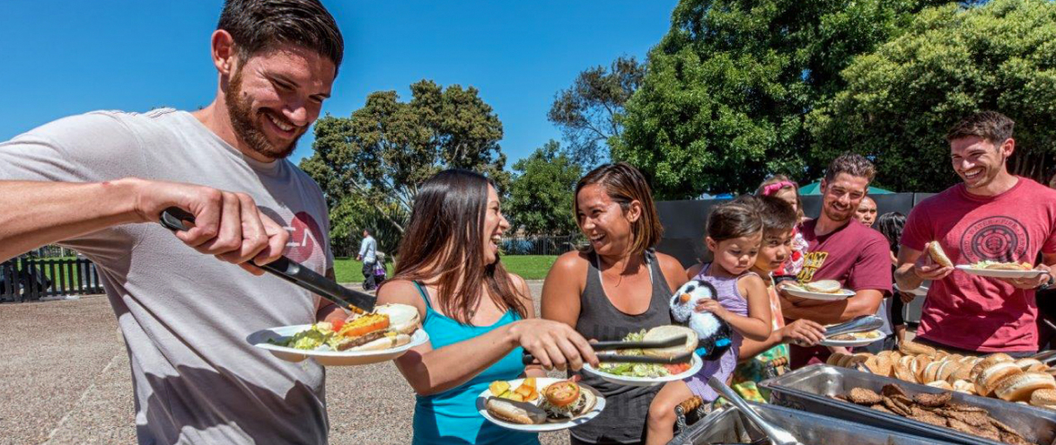 People at a buffet picnic