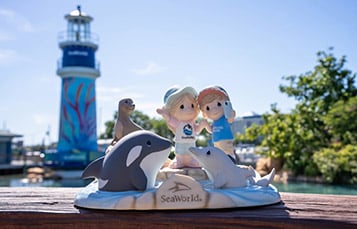 Precious Moments SeaWorld Figurine