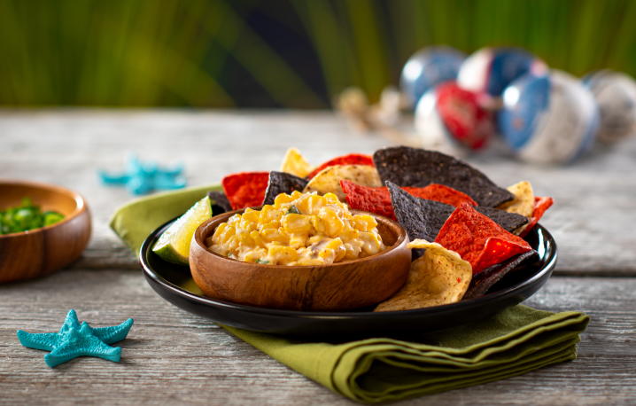 Elote corn and chips