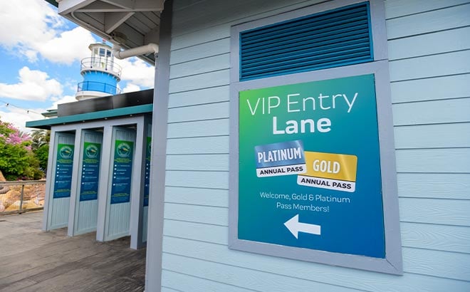 Gold and Platinum Pass Member Entry Lane at SeaWorld Orlando