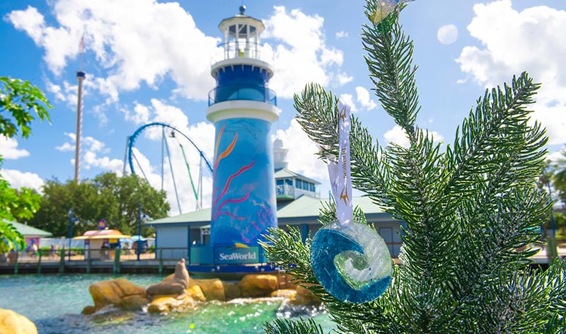 SeaWorld Orlando Pass Member 2022 Christmas Ornament