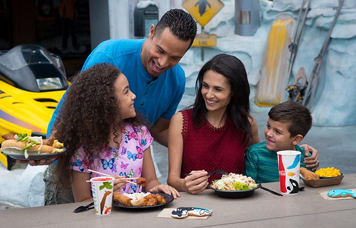 Dining at SeaWorld Orlando