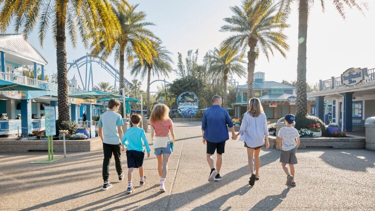 Family walking in SeaWorld Orlando