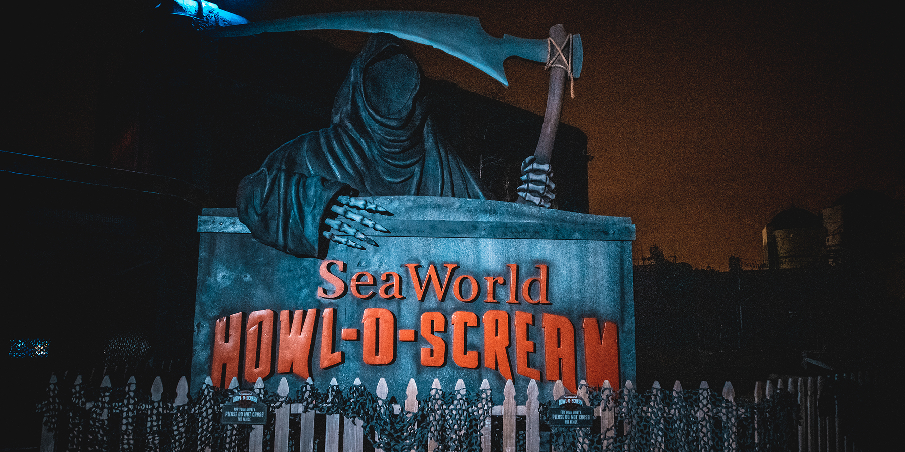 Howl-O-Scream