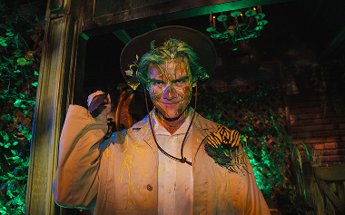 Howl-O-Scream