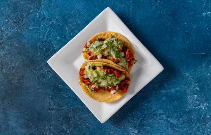 Two tacos on a plate