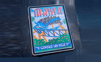 Manta Poster Pin