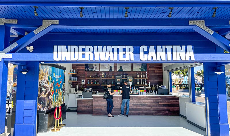 Underwater Cantina at SeaWorld San Diego