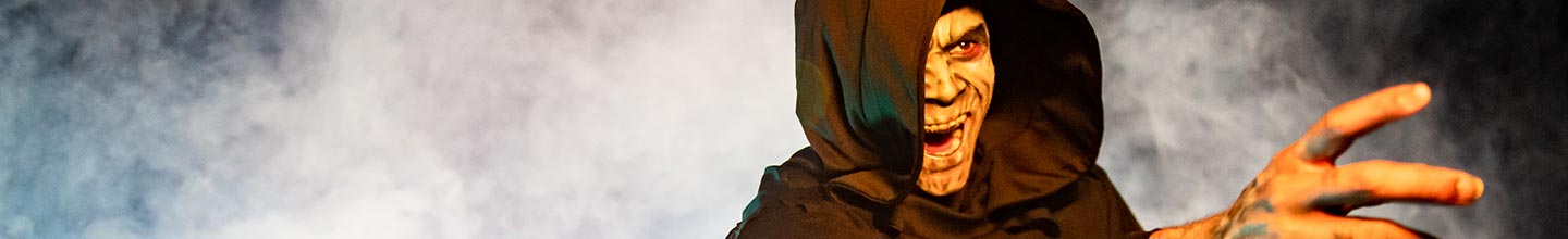 Scares at SeaWorld Howl-O-Scream