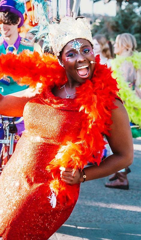 Mardi Gras performer